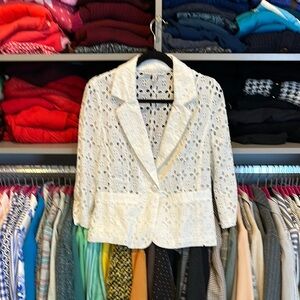 Madison Leigh off white eyelet 2 pocket blazer size M